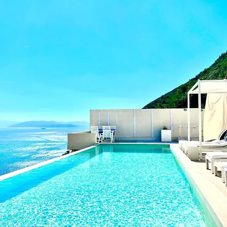 Koru Lefkada ヴァシリキ